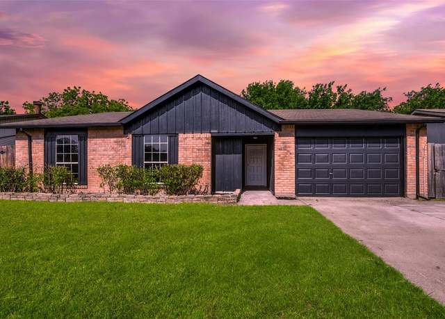 Property at 2209 Sheriff Dr, Grand Prairie, TX 75051, 3 beds, 2 baths