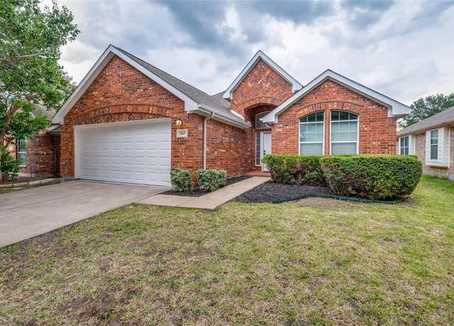Property at 2649 Redcedar Dr, Little Elm, TX 75068, 4 beds, 2 baths