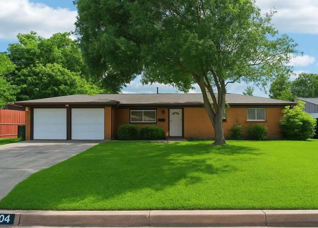 Property at 2504 Duringer Rd, Fort Worth, TX 76133, 4 beds, 3 baths