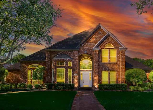 Property at 3808 Montecito Dr, Denton, TX 76205, 4 beds, 3.5 baths