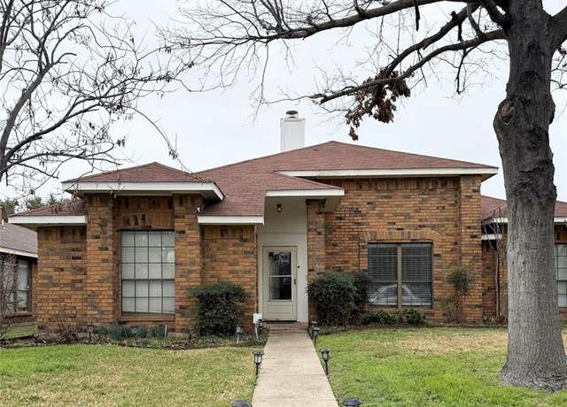Property at 2005 Clearwater Trl, Carrollton, TX 75010, 3 beds, 2 baths