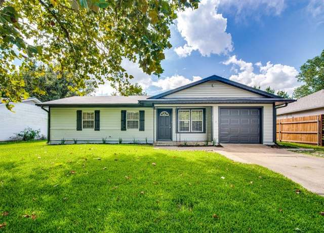 Property at 818 N Hughes St, Howe, TX 75459, 3 beds, 1 bath