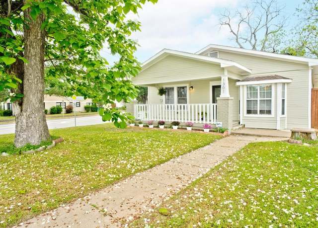 Property at 1301 N Sylvania Ave, Fort Worth, TX 76111, 4 beds, 2 baths
