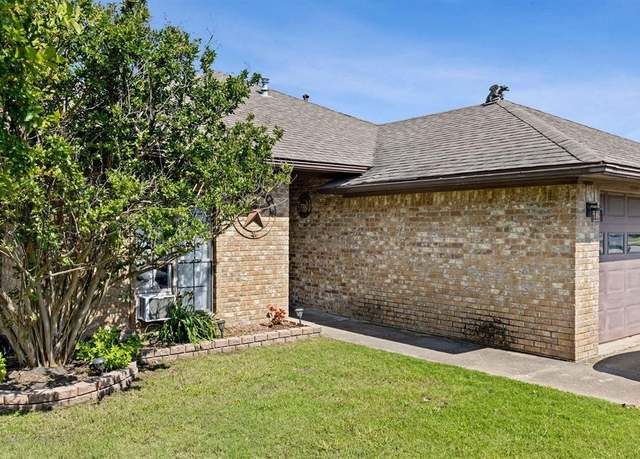 Property at 5005 Canton St, Greenville, TX 75402, 3 beds, 2 baths
