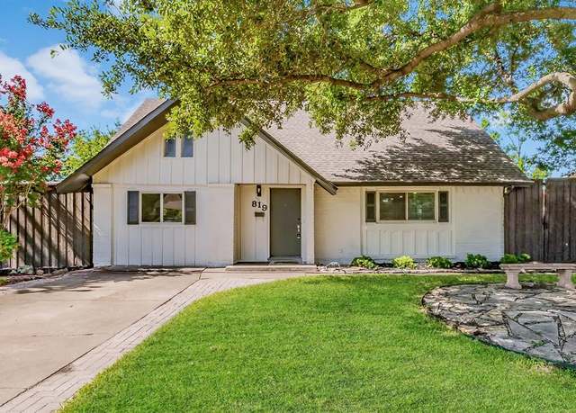 Property at 819 Brentwood Ln, Richardson, TX 75080, 4 beds, 2.5 baths