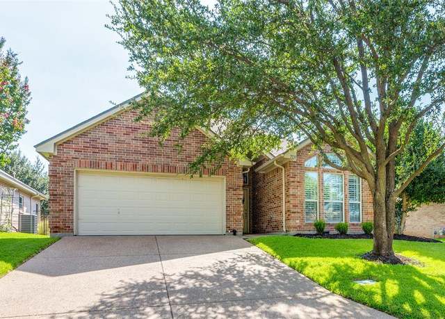 Property at 7133 White Tail Trl, Fort Worth, TX 76132, 3 beds, 3 baths