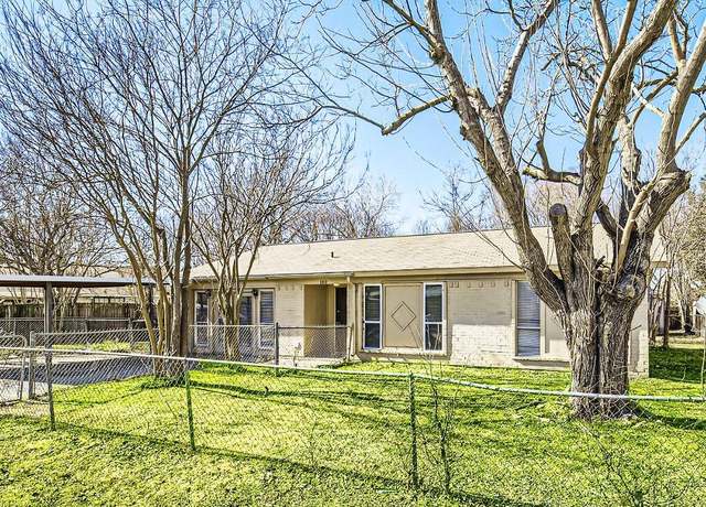 Property at 140 Trout St, Rockwall, TX 75032, 3 beds, 2 baths