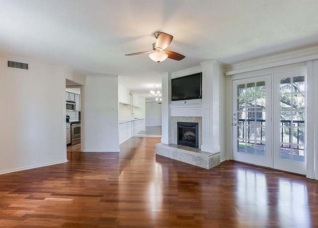 Property at 16301 Ledgemont Ln #209, Addison, TX 75001, 2 beds, 2 baths