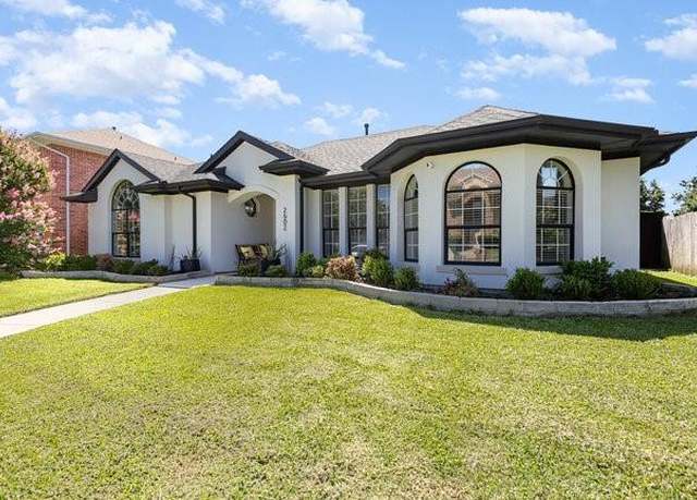 Property at 2602 Whitetail Dr, Mesquite, TX 75181, 3 beds, 2 baths