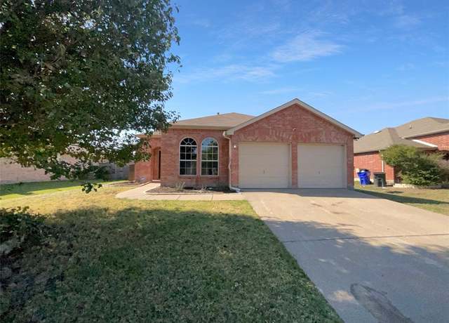 Property at 105 Hazelnut Trl, Forney, TX 75126, 3 beds, 2 baths