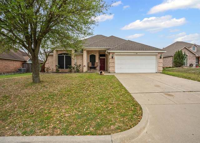Property at 407 Taos Ct E, Aledo, TX 76008, 4 beds, 2 baths