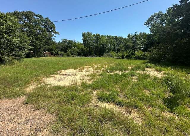 Property at 1021 Gilmer Rd, Winnsboro, TX 75494