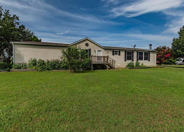 Property at 14132 County Road 352, Terrell, TX 75161, 4 beds, 2 baths