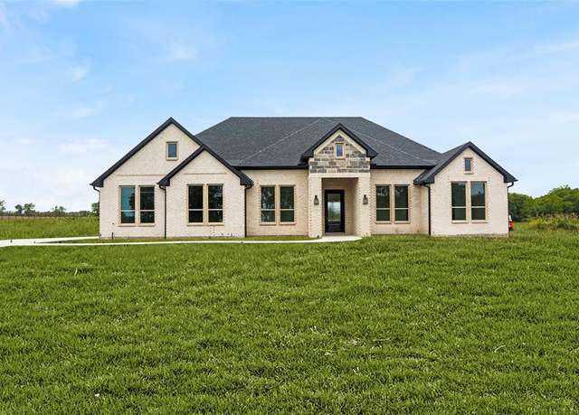 Property at 7637 County Road 1052, Celeste, TX 75423, 4 beds, 3.5 baths