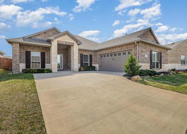 Property at 202 Ringold Rd, Red Oak, TX 75154, 4 beds, 2 baths
