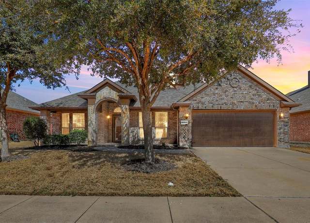 Property at 15804 Carlton Oaks Dr, Fort Worth, TX 76177, 4 beds, 2 baths