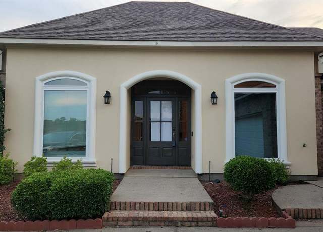 Property at 55 Fairway Cir, Haughton, LA 71037, 3 beds, 3 baths