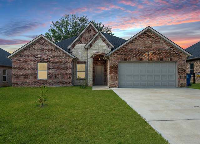 Property at 219 Port Dr, Gun Barrel City, TX 75156, 3 beds, 2 baths