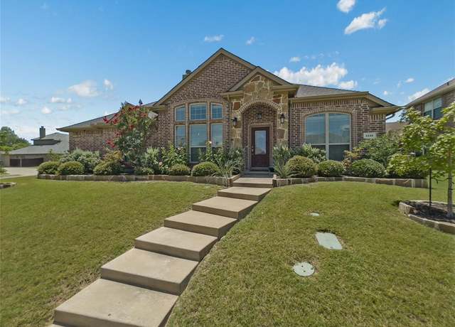 Property at 1415 Phelps Lake Dr, Rockwall, TX 75087, 4 beds, 3 baths