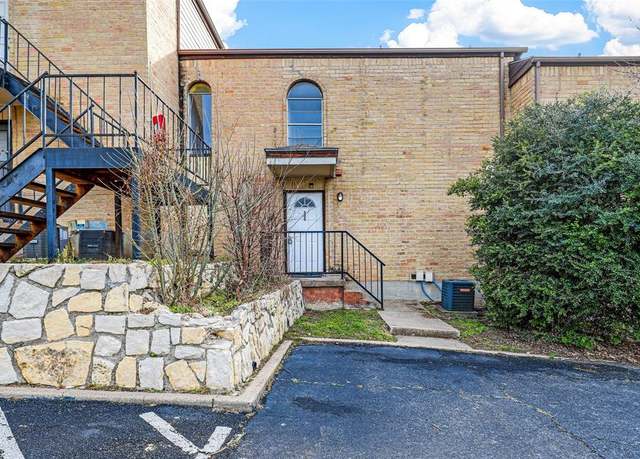 Property at 6024 Westridge Ln #305, Fort Worth, TX 76116, 2 beds, 2.5 baths