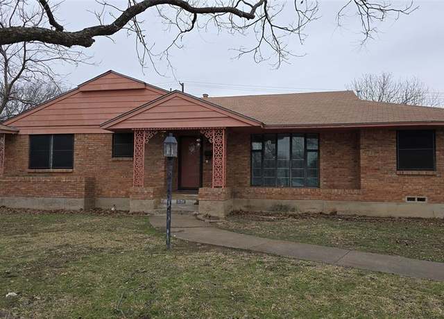 Property at 951 Channing Cir, Dallas, TX 75224, 3 beds, 2 baths