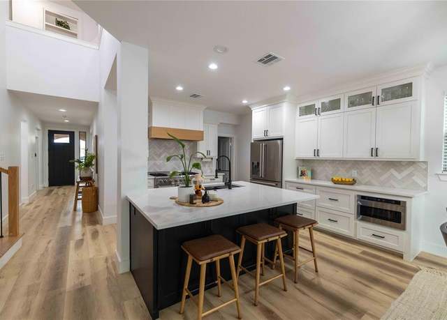 Property at 12472 Jack Pine Ct, Frisco, TX 75035, 5 beds, 3.5 baths