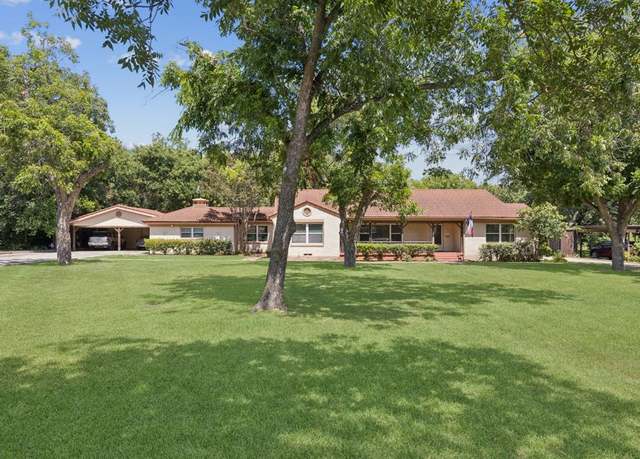 Property at 1516 N Buckner Blvd, Dallas, TX 75218, 3 beds, 2.5 baths
