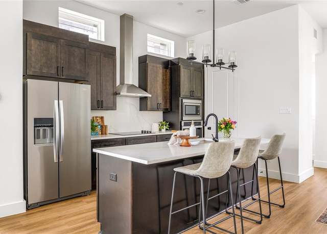 Property at 13325 Bee St #301, Farmers Branch, TX 75234, 3 beds, 3.5 baths