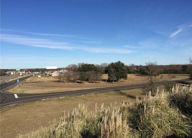 Property at 1300 E Shannon Rd, Sulphur Springs, TX 75482