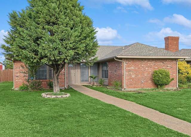 Property at 1007 Wimbledon Ln, Plano, TX 75075, 3 beds, 2 baths