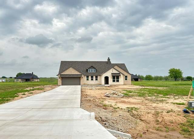 Property at 115 Trumpet Ct, Paradise, TX 76073, 4 beds, 2 baths