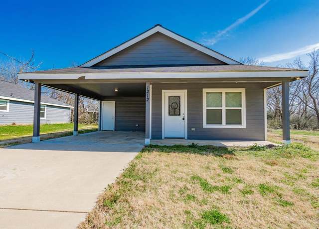 Property at 1212 Booker St, Commerce, TX 75428, 3 beds, 2 baths