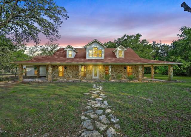 Property at 447 Woodland Dr, Lorena, TX 76655, 4 beds, 3 baths