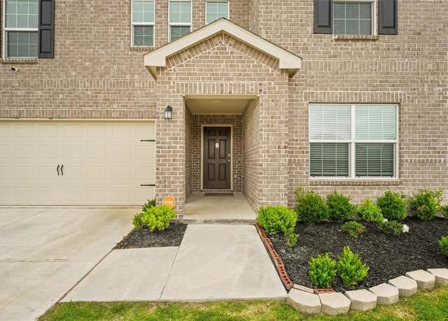 Property at 1065 Castroville Dr, Forney, TX 75126, 4 beds, 2.5 baths
