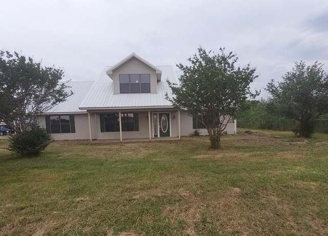 Property at 1062 Farm Road 3132, Klondike, TX 75448, 5 beds, 3 baths