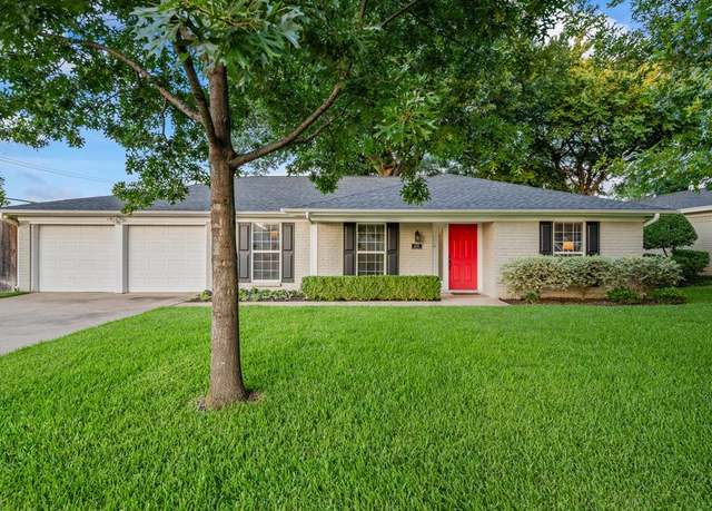 Property at 1432 Foothill Dr, Hurst, TX 76053, 3 beds, 2 baths