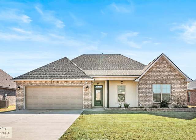 Property at 216 Barclay Blvd, Bossier City, LA 71111, 4 beds, 2 baths
