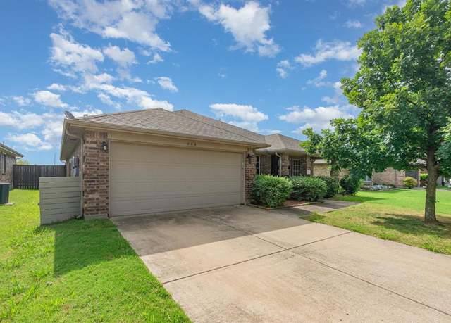 Property at 604 Preston Dr, Royse City, TX 75189, 4 beds, 2 baths