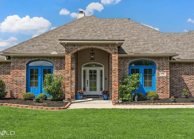 Property at 2708 Caplis Sligo Plantation Rd, Bossier City, LA 71112, 4 beds, 2.5 baths