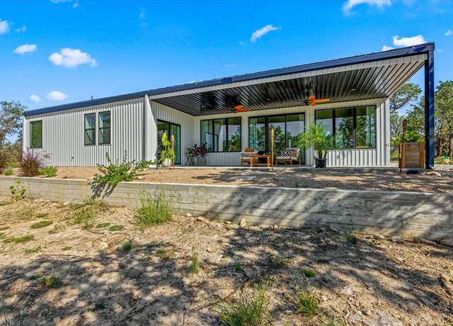 Property at 195 Lookout Pt, Stephenville, TX 76401, 3 beds, 2.5 baths