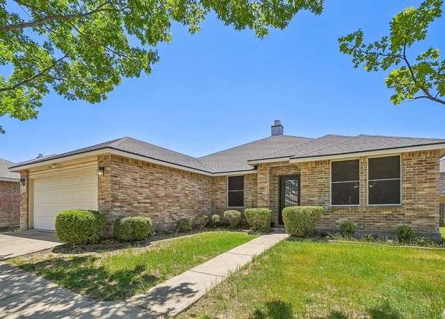 Property at 3804 Kathryn Way, Mckinney, TX 75070, 4 beds, 2 baths