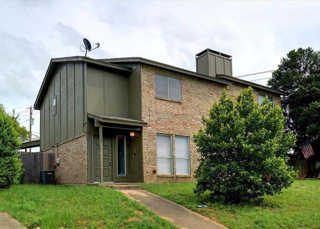 Property at 2239 Chase Ct, Dalworthington Gardens, TX 76013, 6 beds, 5 baths