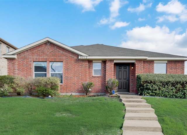 Property at 3012 Southern Hills Ln, Mesquite, TX 75181, 4 beds, 2 baths