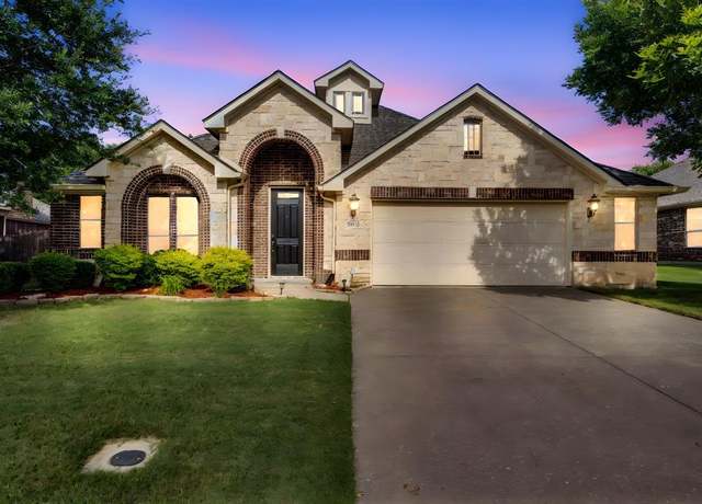 Property at 5021 Prosperity Row, Midlothian, TX 76065, 4 beds, 3 baths