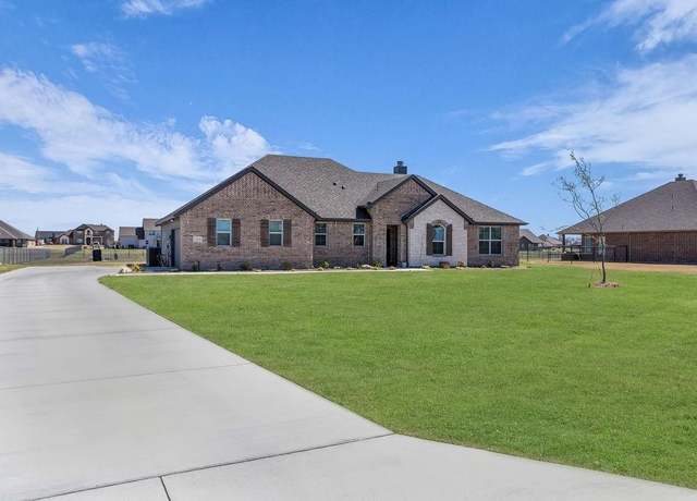 Property at 13616 Sage Meadow Cir, Sanger, TX 76266, 3 beds, 2 baths