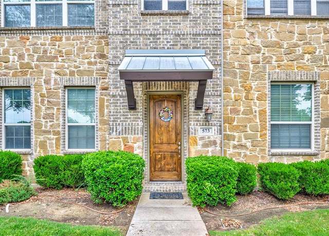 Property at 573 W Royal Ln, Irving, TX 75039, 2 beds, 2.5 baths