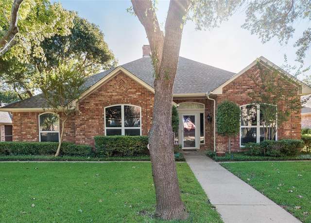 Property at 221 Sioux Dr, Waxahachie, TX 75165, 3 beds, 3 baths