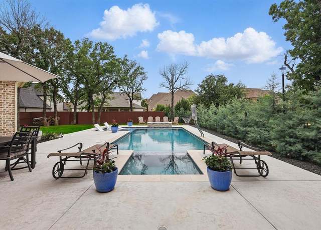 Property at 304 Nora Ln, Argyle, TX 76226, 4 beds, 3 baths