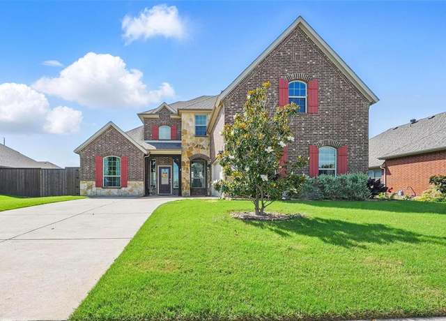 Property at 408 Mission Dr, Forney, TX 75126, 5 beds, 4 baths