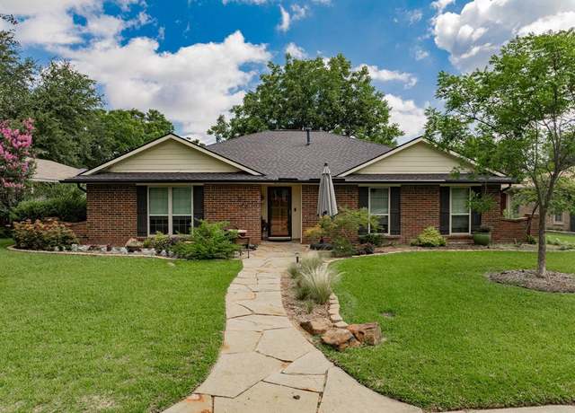 Property at 325 Los Santos Dr, Garland, TX 75043, 3 beds, 2 baths